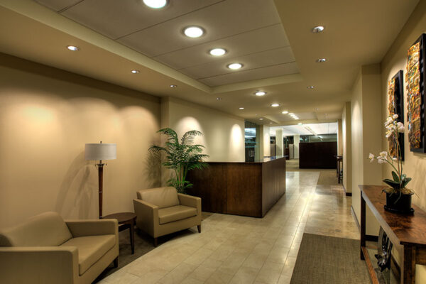 5390-kietzke-lobby-2